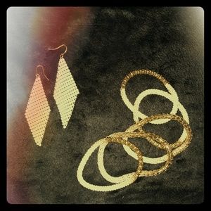 Very pale green and gold earings and braclet set